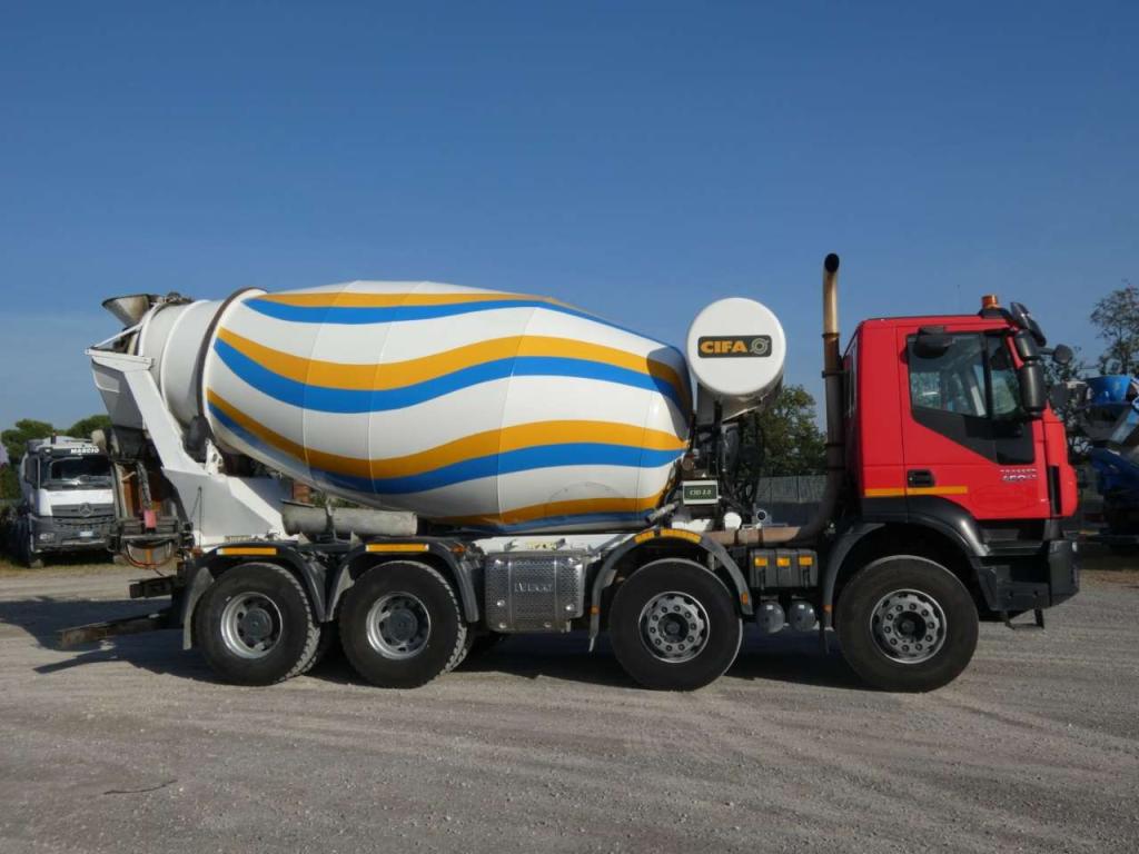 Iveco TRAKKER 450 Foto 4