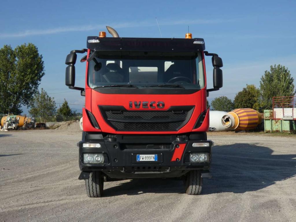Iveco TRAKKER 450 Foto 5