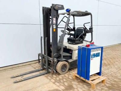 Crown SC4240-1.6 - Duplex / Side Shift / Full Electric vendida por Boss Machinery
