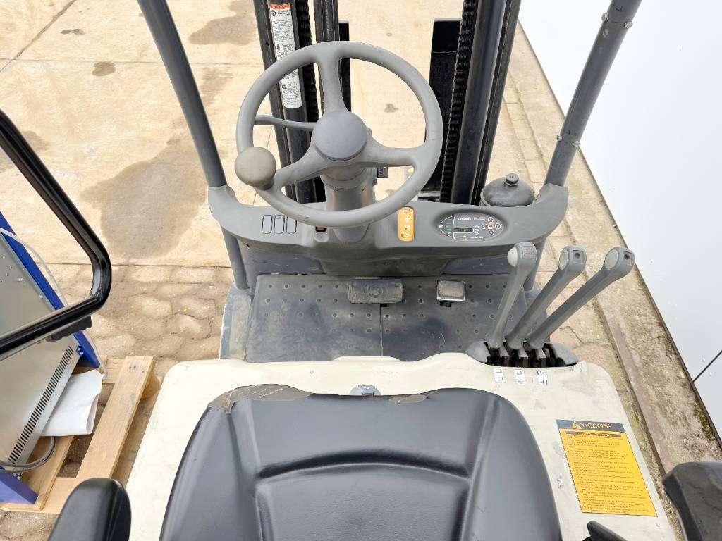 Crown SC4240-1.6 - Duplex / Side Shift / Full Electric Foto 8
