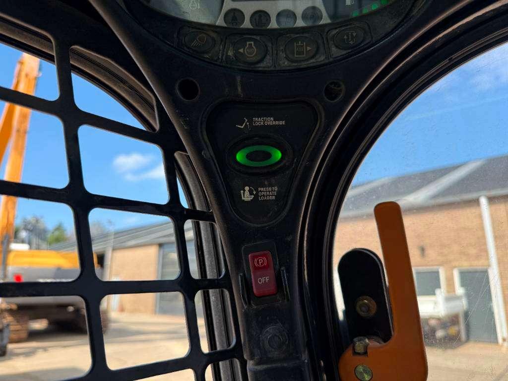 Bobcat T770 - Closed Cab / Quick Coupler Foto 14