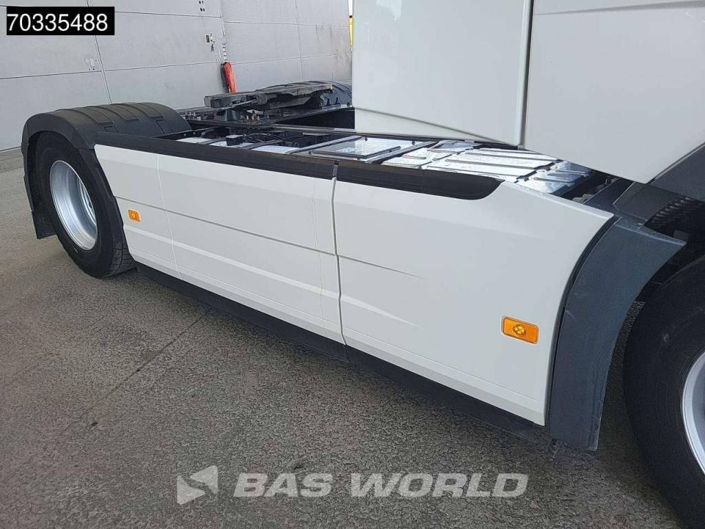 Volvo FH 500 4X2 XL 2x Tanks I-ParkCool ACC Foto 15