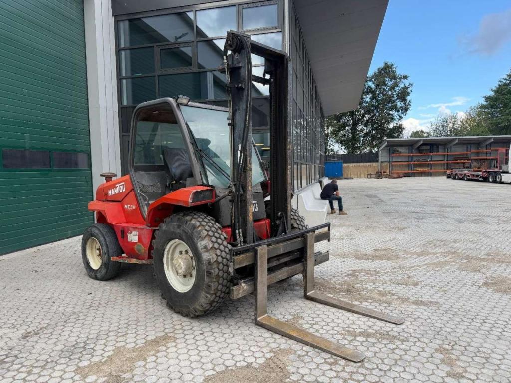 Manitou MC30 MANUAL GEARBOX Foto 2