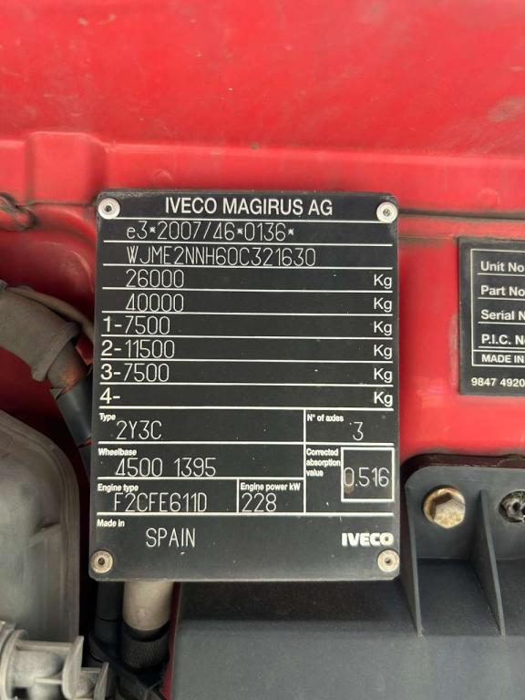 Iveco STRALIS HI-STREET 260S31 Foto 30