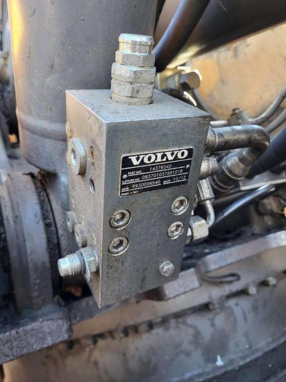Volvo safety valve 14376540 for Volvo EW140B, EW140C, EW160B... Foto 1