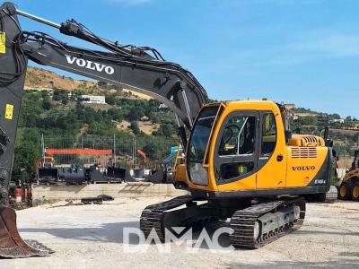 Volvo EC140BLC vendida por DAMAC