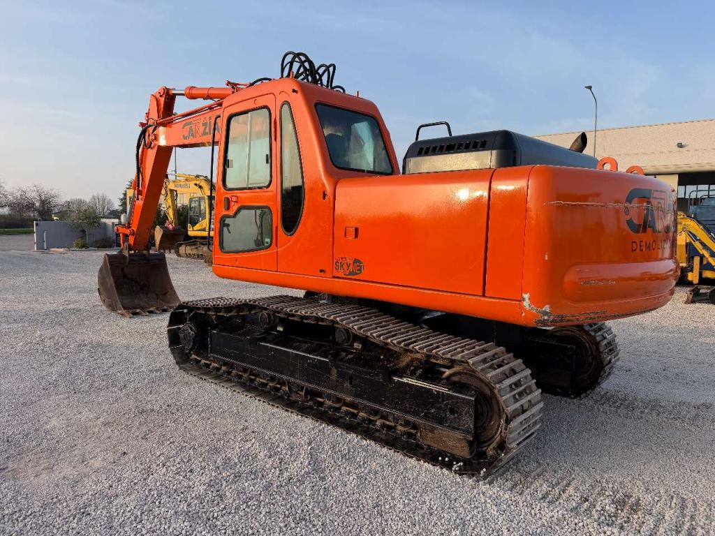 Komatsu PC200EN-6K Foto 1