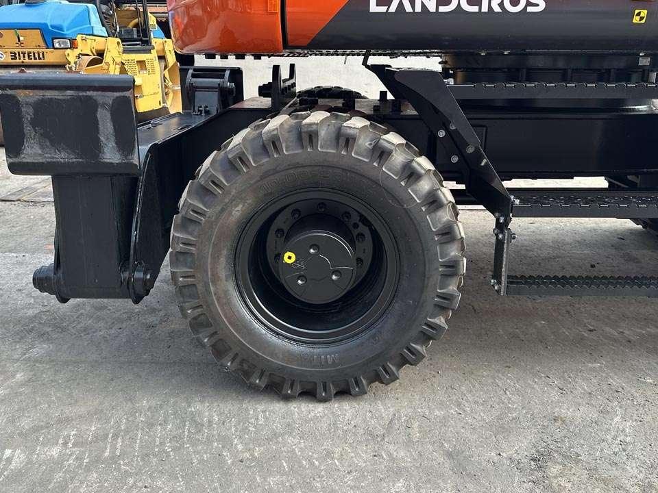 Hitachi ZX175 WT-7 Foto 4