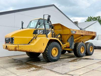 Caterpillar 735 - Automatic Greasing / Camera vendida por Boss Machinery