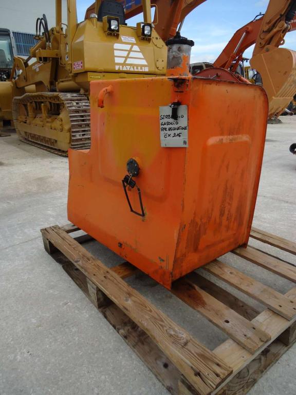 Depósito para gasóleo para Fiat Hitachi EX215 Foto 4