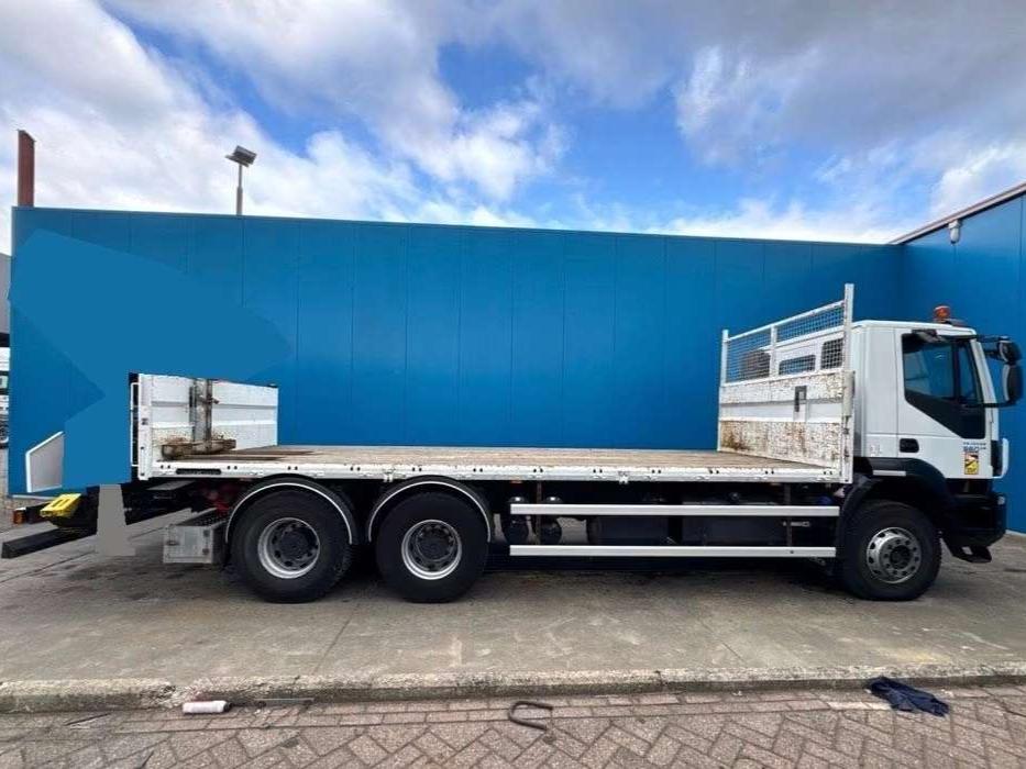 Iveco TRAKKER AD 260T36 Foto 2