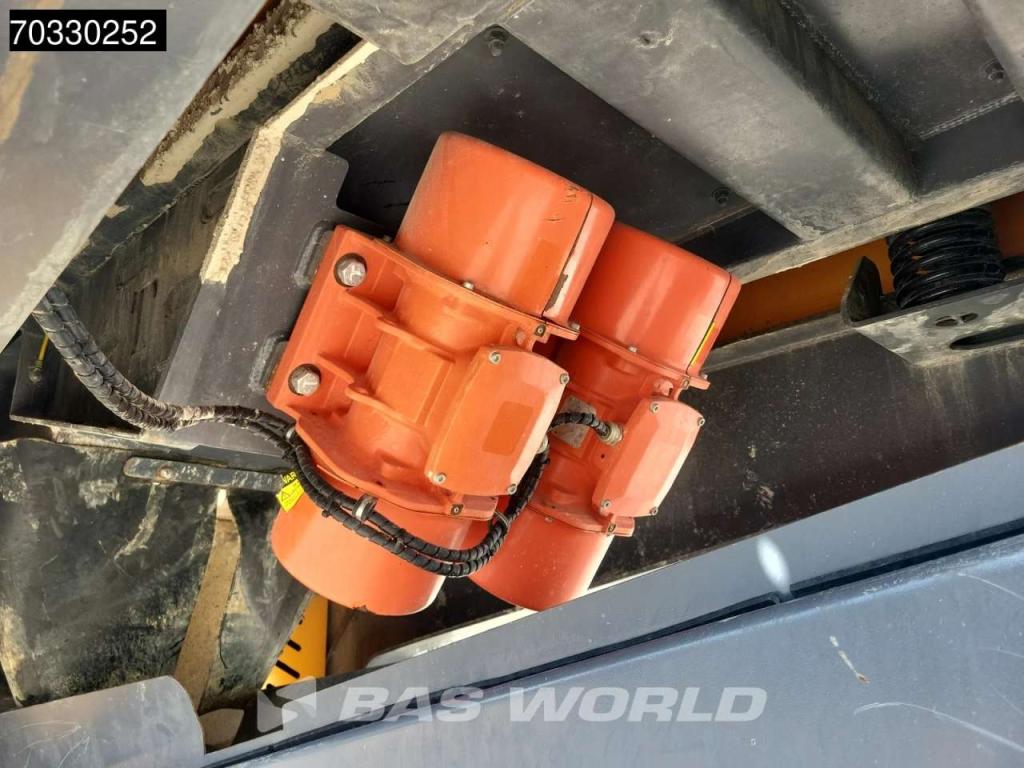 Barford 750J CAT C4.4 Engine Foto 21