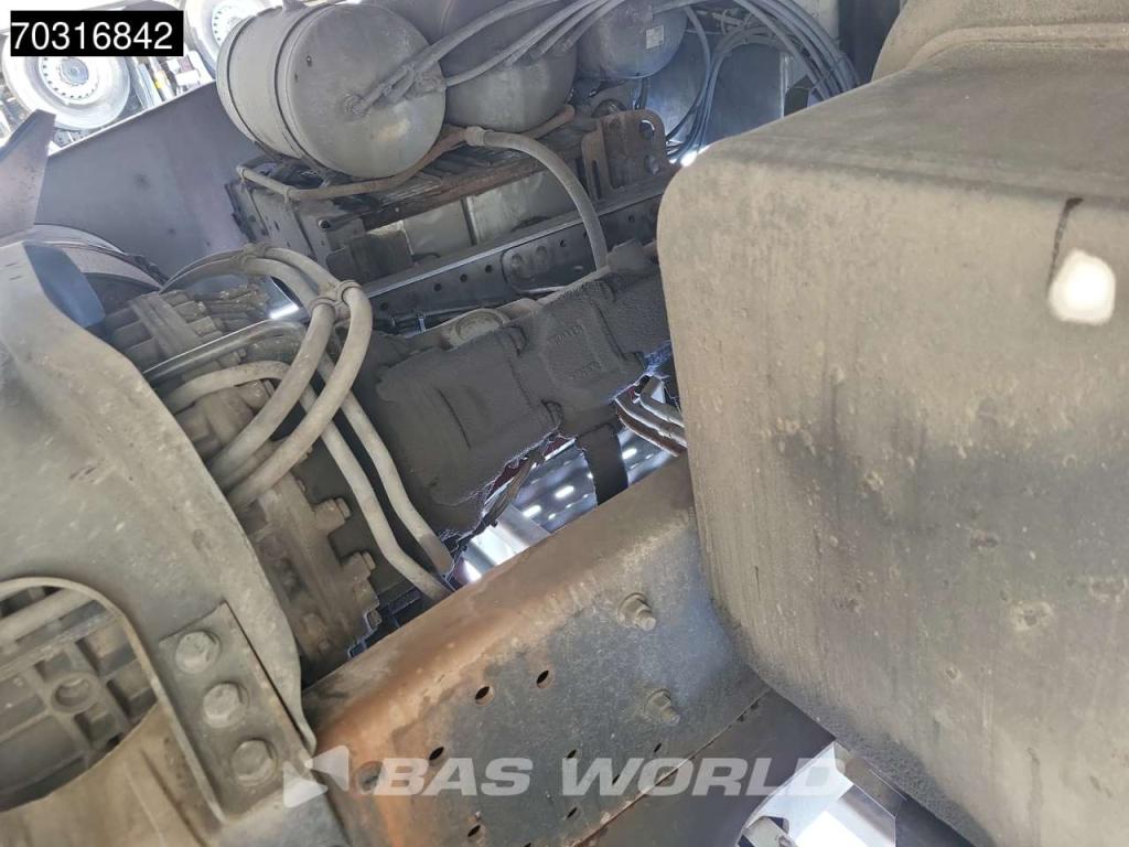 Mercedes-Benz Axor 1833 4X2 Foto 26