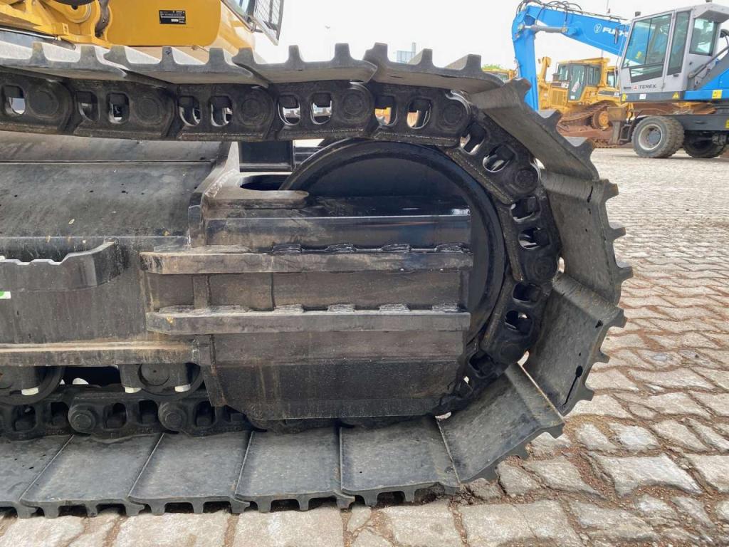 Caterpillar 323D3 Foto 15