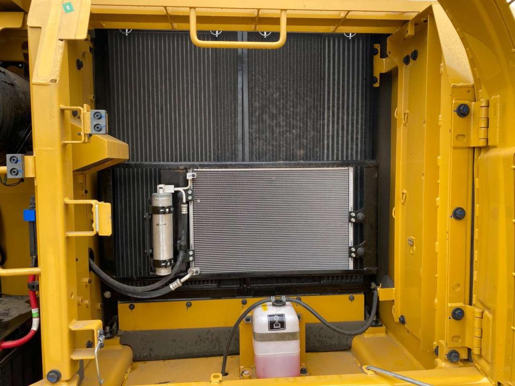 Caterpillar 323D3 Foto 26
