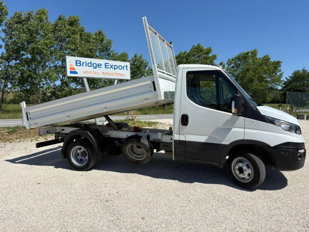 Iveco DAILY 35C14 EURO 6 - 90.000KM Foto 8