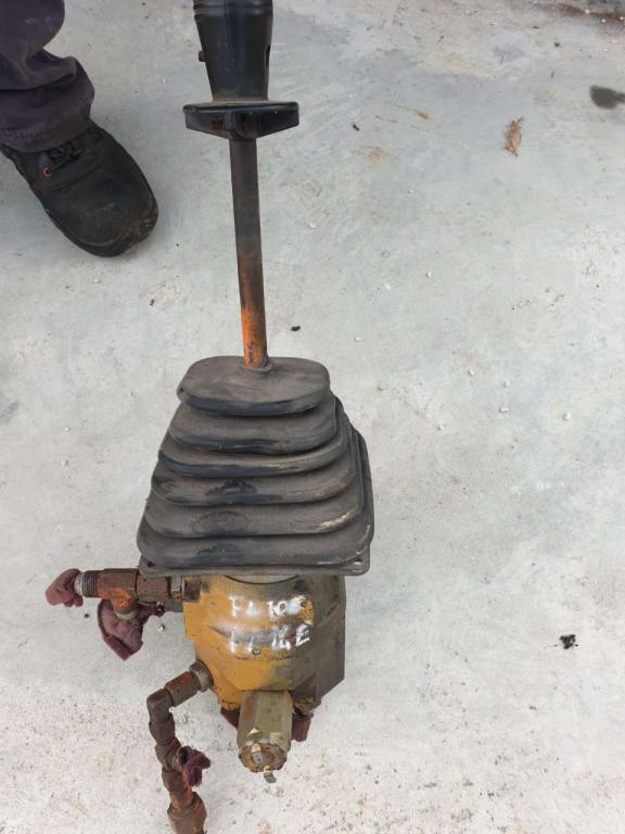 Manipulador para Fiat Allis FL14E / FL10 Foto 3