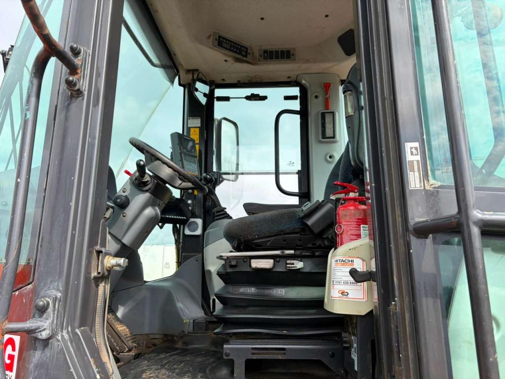 Hitachi ZW180-5B Foto 17