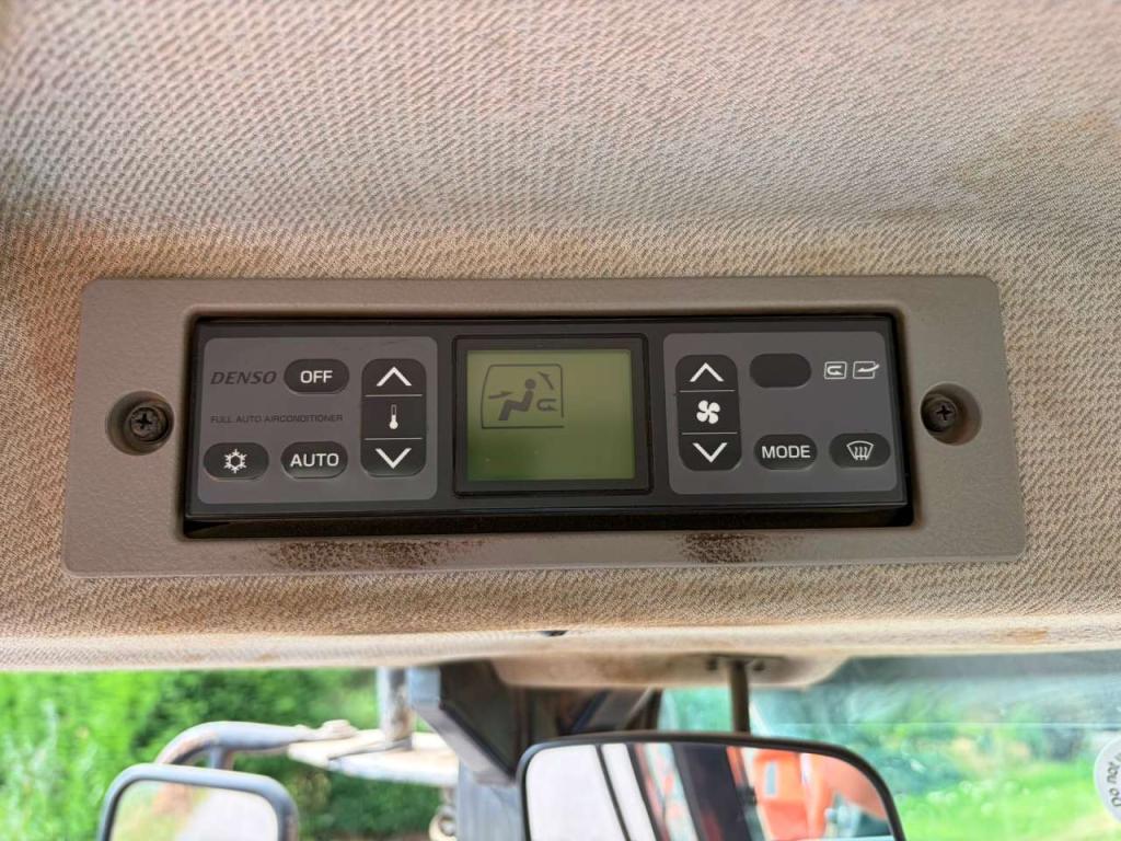 Hitachi ZW180-5B Foto 26