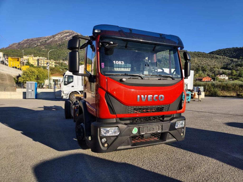 Iveco EUROCARGO 150-280 Foto 15