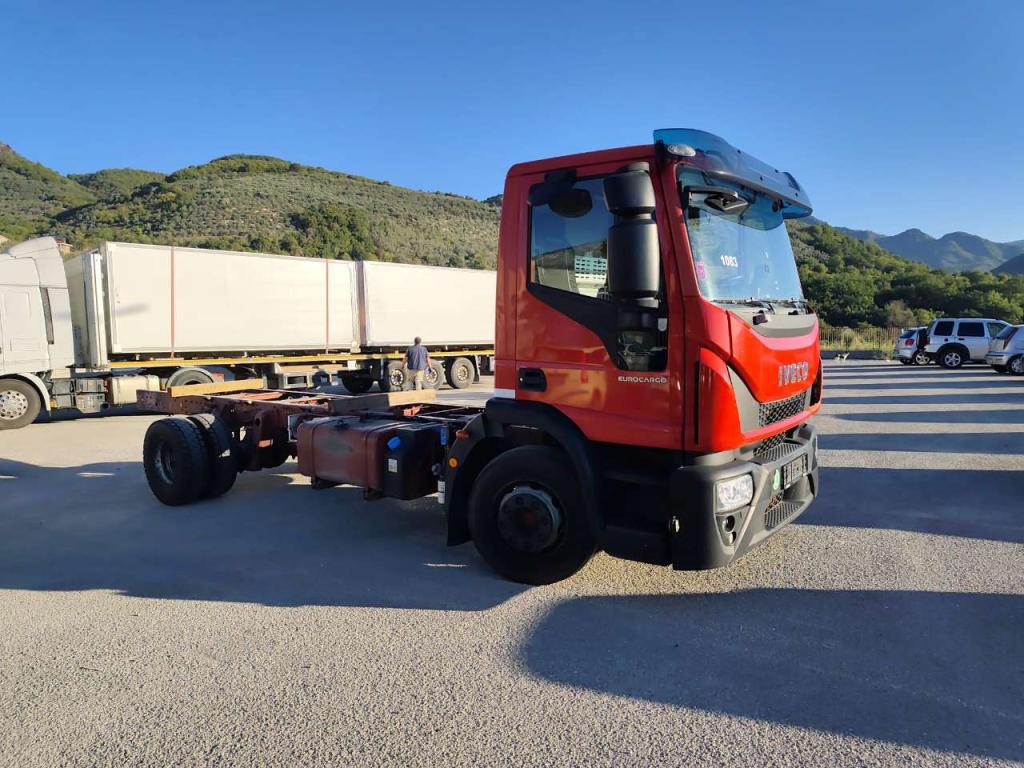 Iveco EUROCARGO 150-280 Foto 8