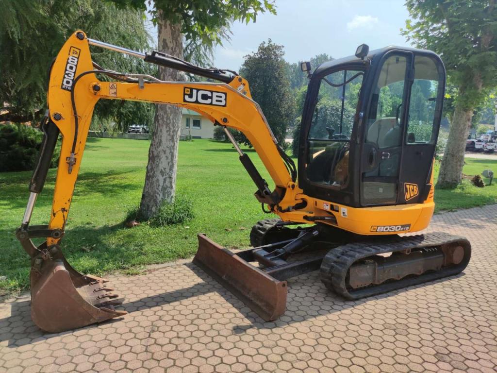 JCB 8030 Foto 1