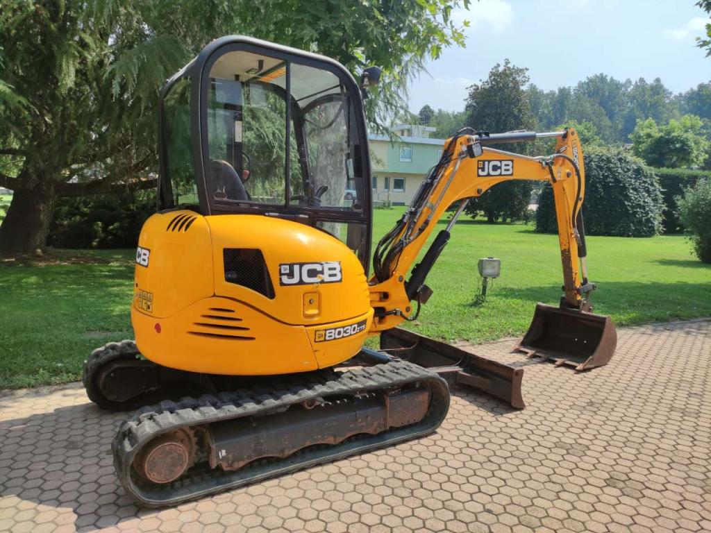 JCB 8030 Foto 2