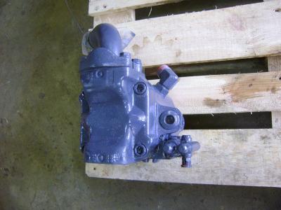 Bomba hidráulica para Fiat Kobelco W 130 vendida por PRV Ricambi Srl