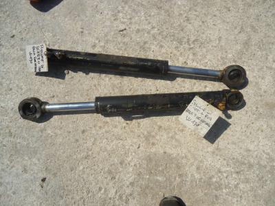 Pistón de dirección para Fiat Hitachi W130 vendida por OLM 90 Srl