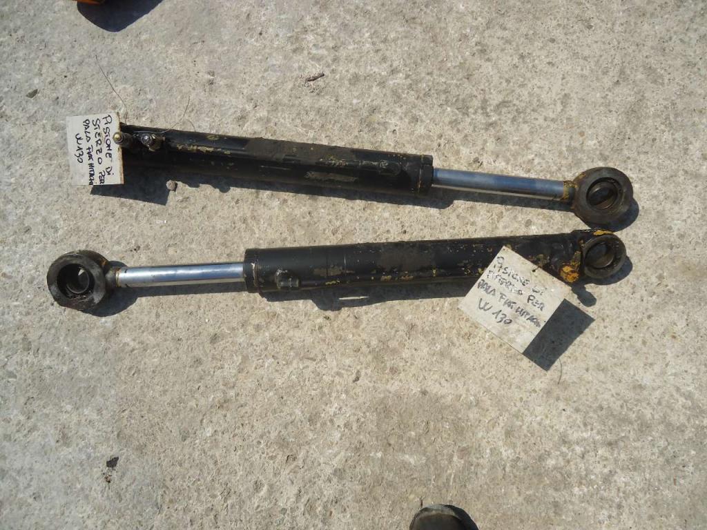 Pistón de dirección para Fiat Hitachi W130 Foto 1