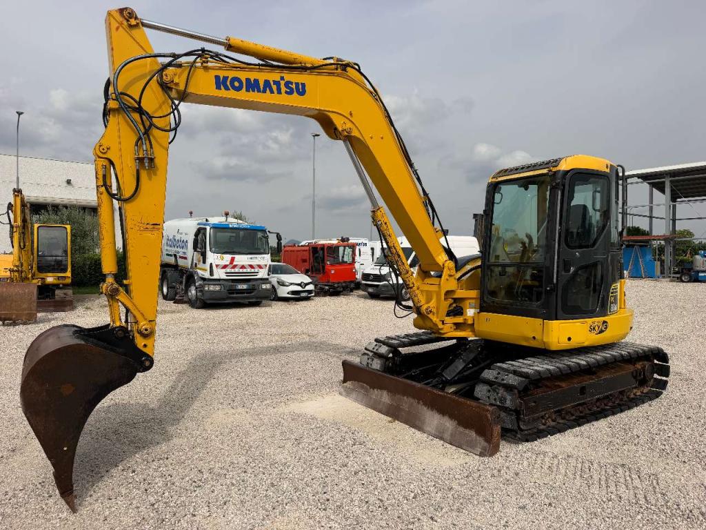 Komatsu PC 88MR-6 Foto 6