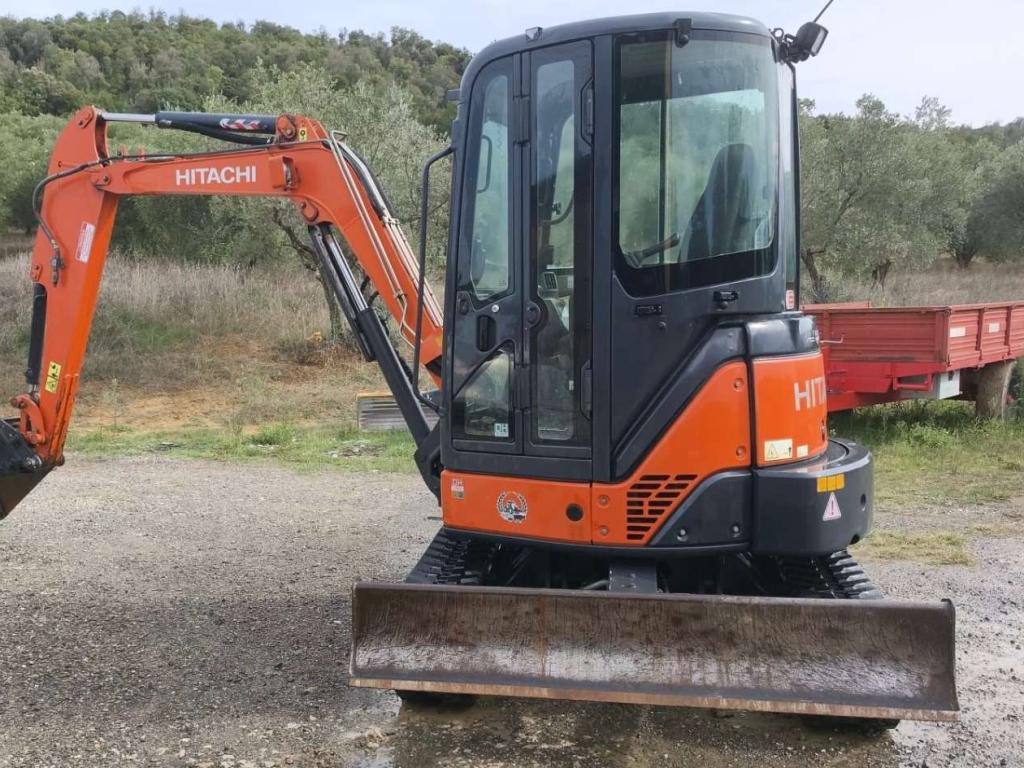 Hitachi ZX38U-3 Foto 3