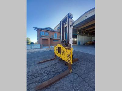 Svetruck 12000 kg vendida por Massucco T. Srl Area Ricambi