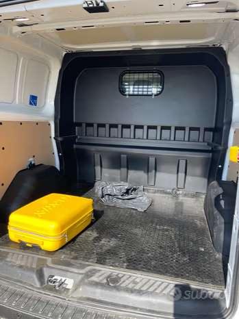 Ford TRANSIT CUSTOM Foto 3