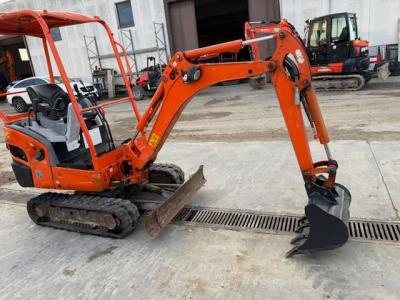 Kubota KX016-4 vendida por Commerciale Adriatica Srl