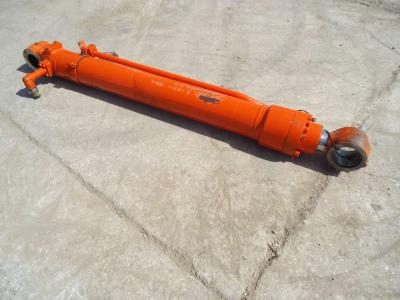 Pistón de rotación de la cuchara para Fiat Hitachi FH300 vendida por OLM 90 Srl