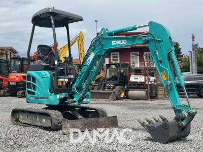 Kobelco SK17SR-3E Foto 1