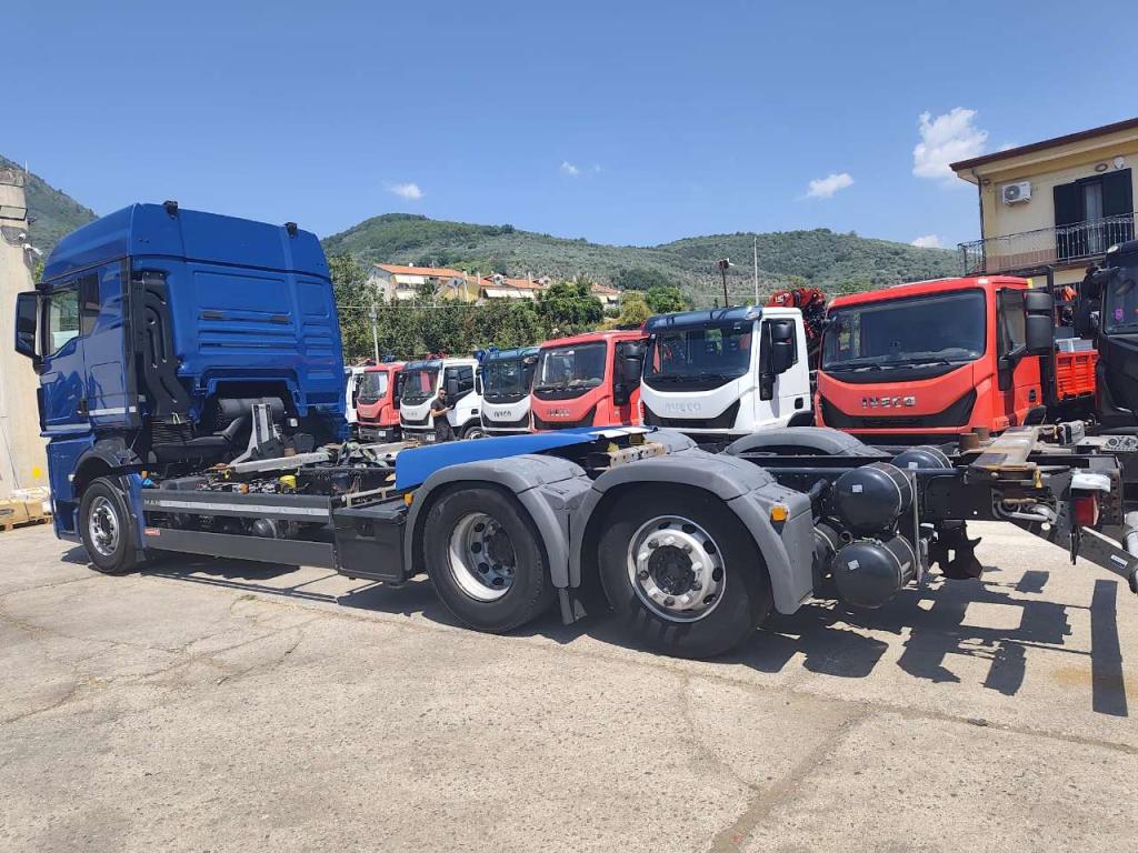 Man TGX 26.470 Foto 26