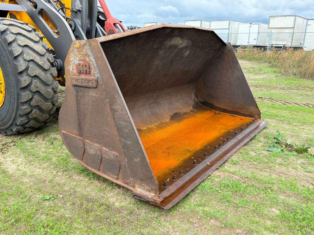 Volvo L90H - 3rd Function / Quick Coupler Foto 25