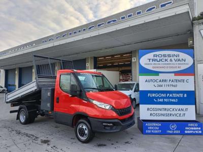 Iveco Daily vendida por Rossini Truck & Van Srl