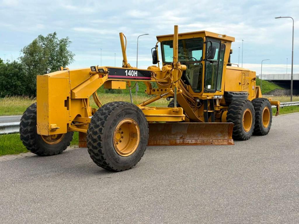 Caterpillar 140H Foto 1