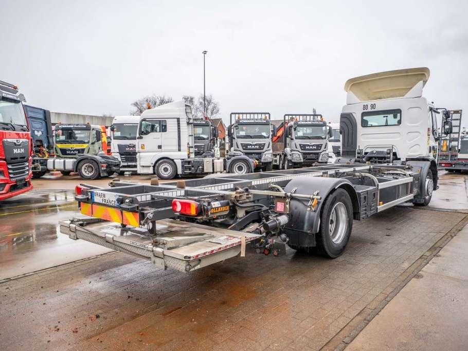 Renault D19 320 DXI + DHOLLANDIA Foto 4