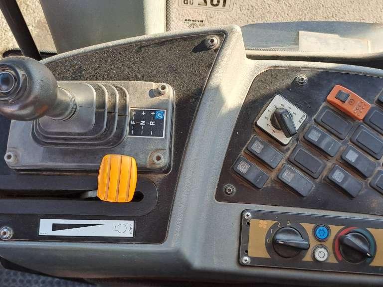New Holland F106.7A Foto 13