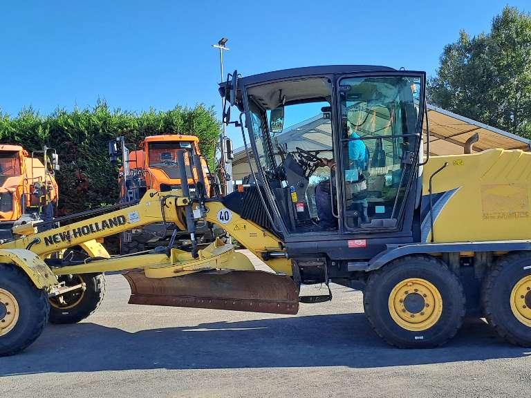 New Holland F106.7A Foto 6