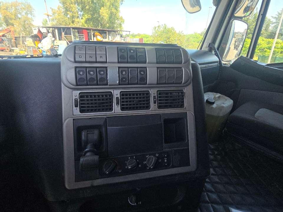 Iveco STRALIS 450 Foto 6