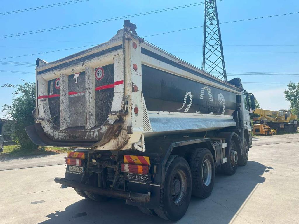 Mercedes-Benz Actros 4151 Foto 9