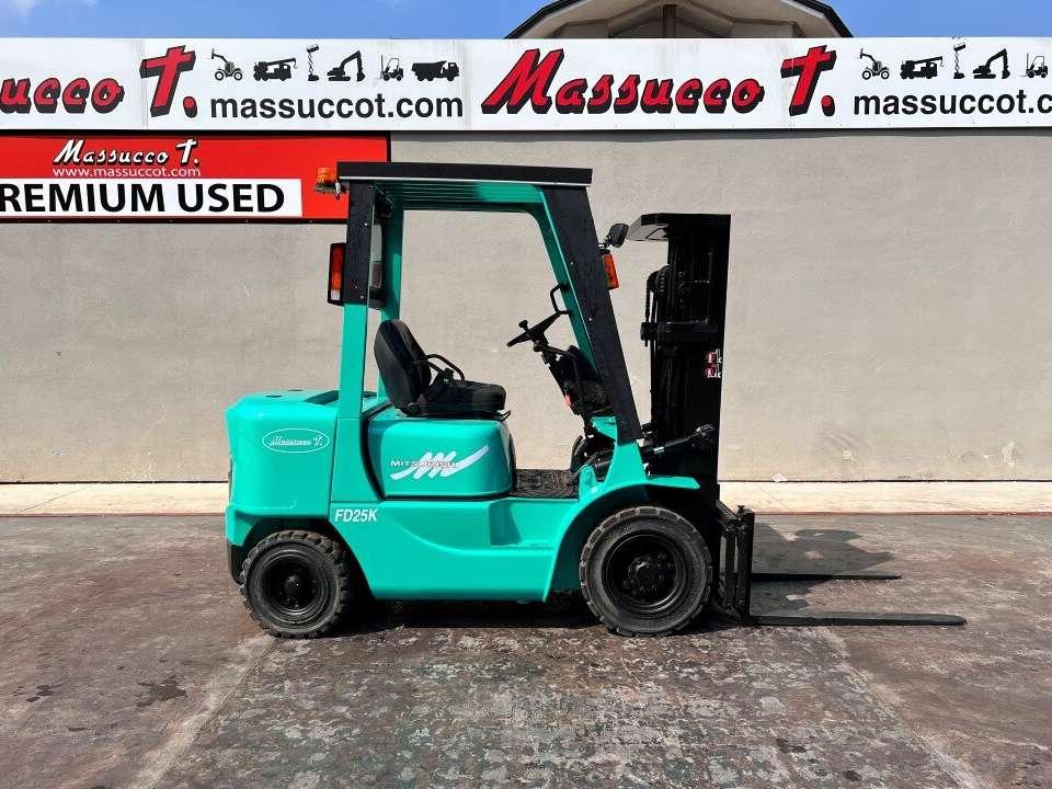 Mitsubishi FD25K Foto 13