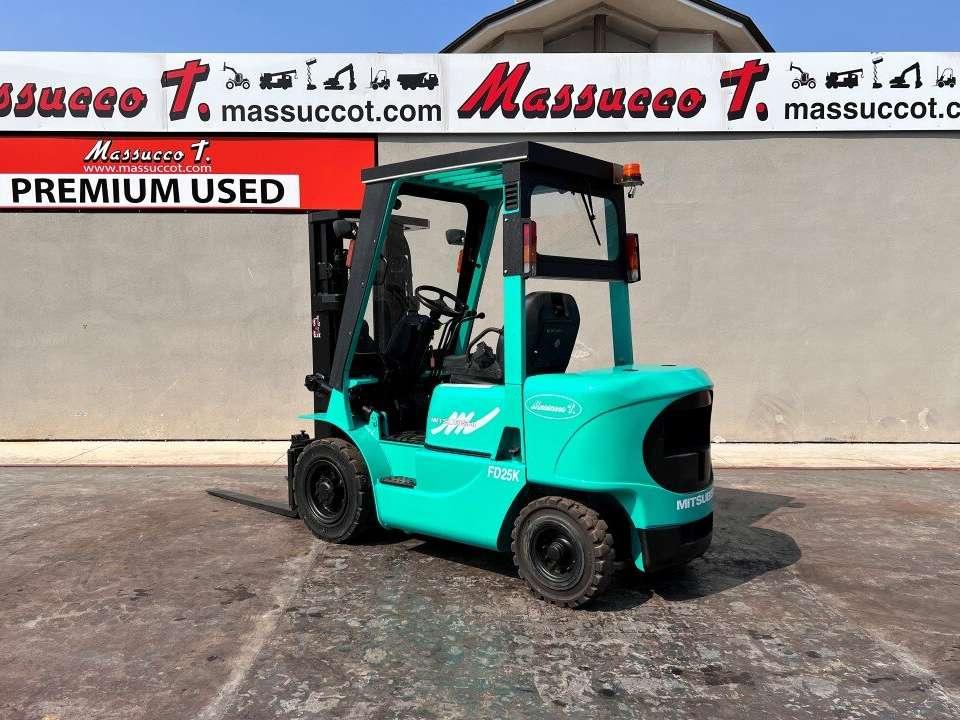 Mitsubishi FD25K Foto 3