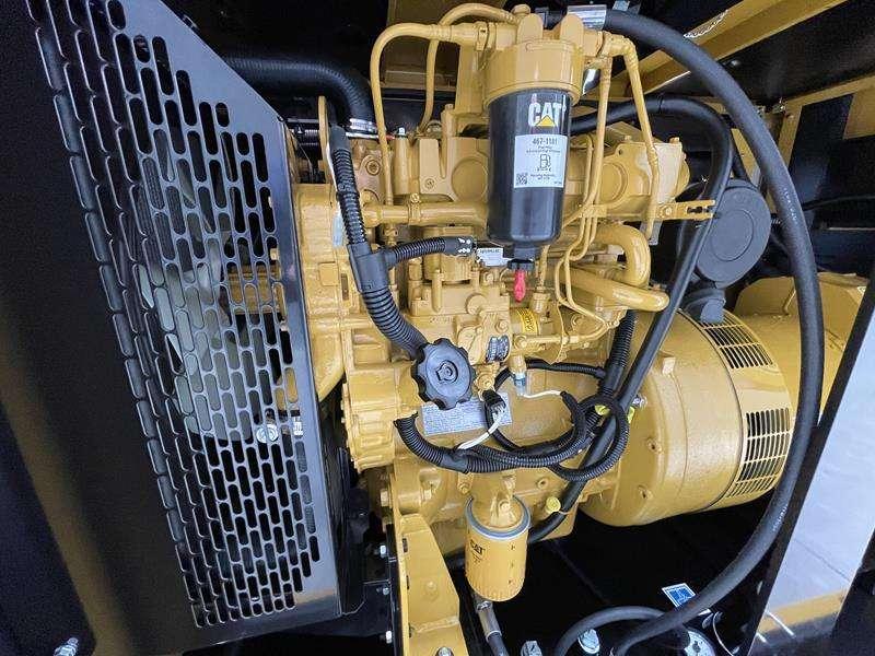 Caterpillar DE 65 E 0 Noodaggregaat Foto 17