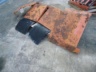Guardabarro para Fiat Hitachi W130 vendida por OLM 90 Srl
